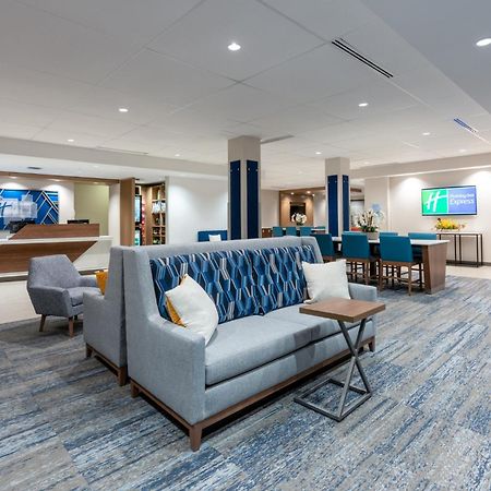 Holiday Inn Express & Suites Vaughan-Southwest By Ihg Extérieur photo