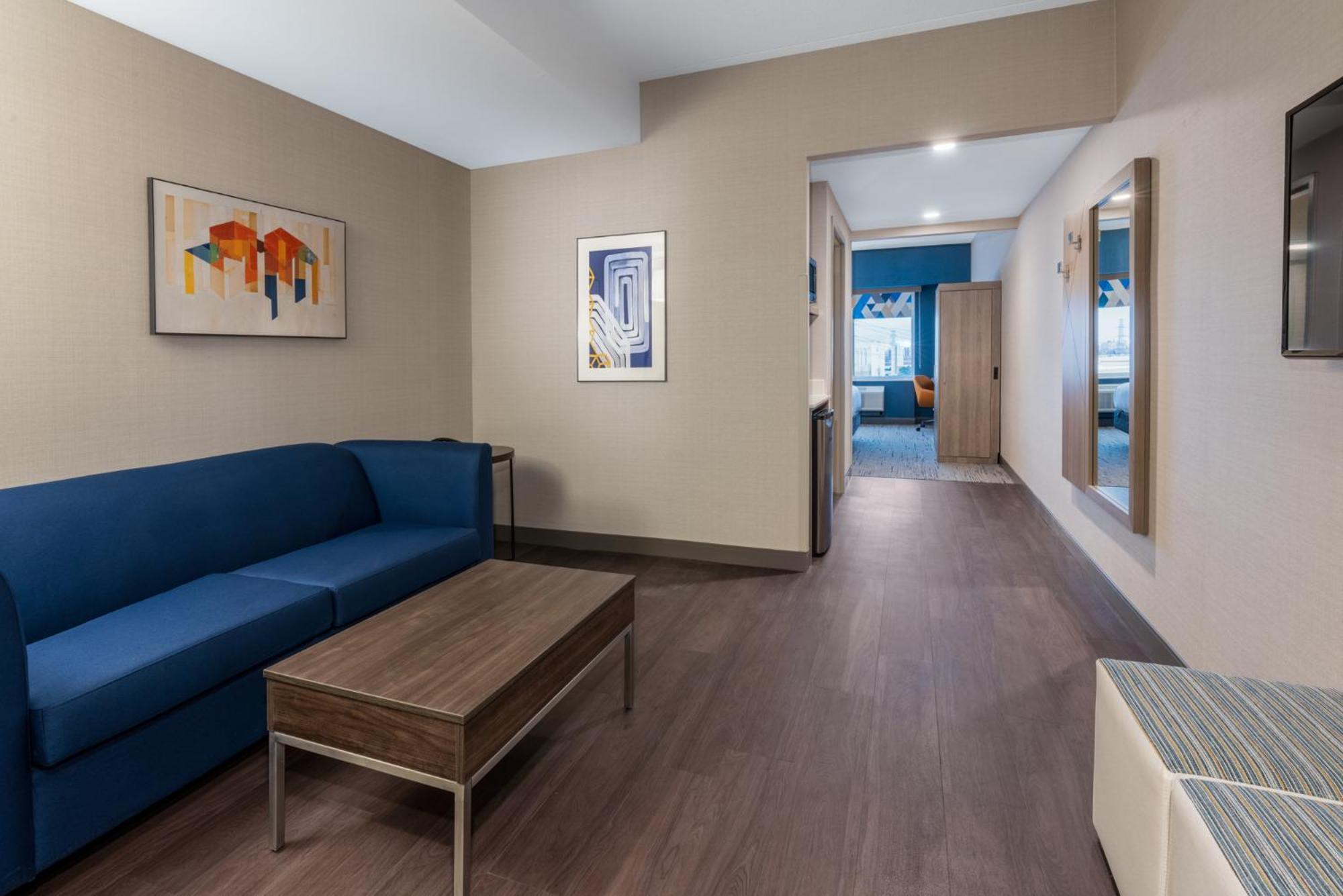 Holiday Inn Express & Suites Vaughan-Southwest By Ihg Extérieur photo