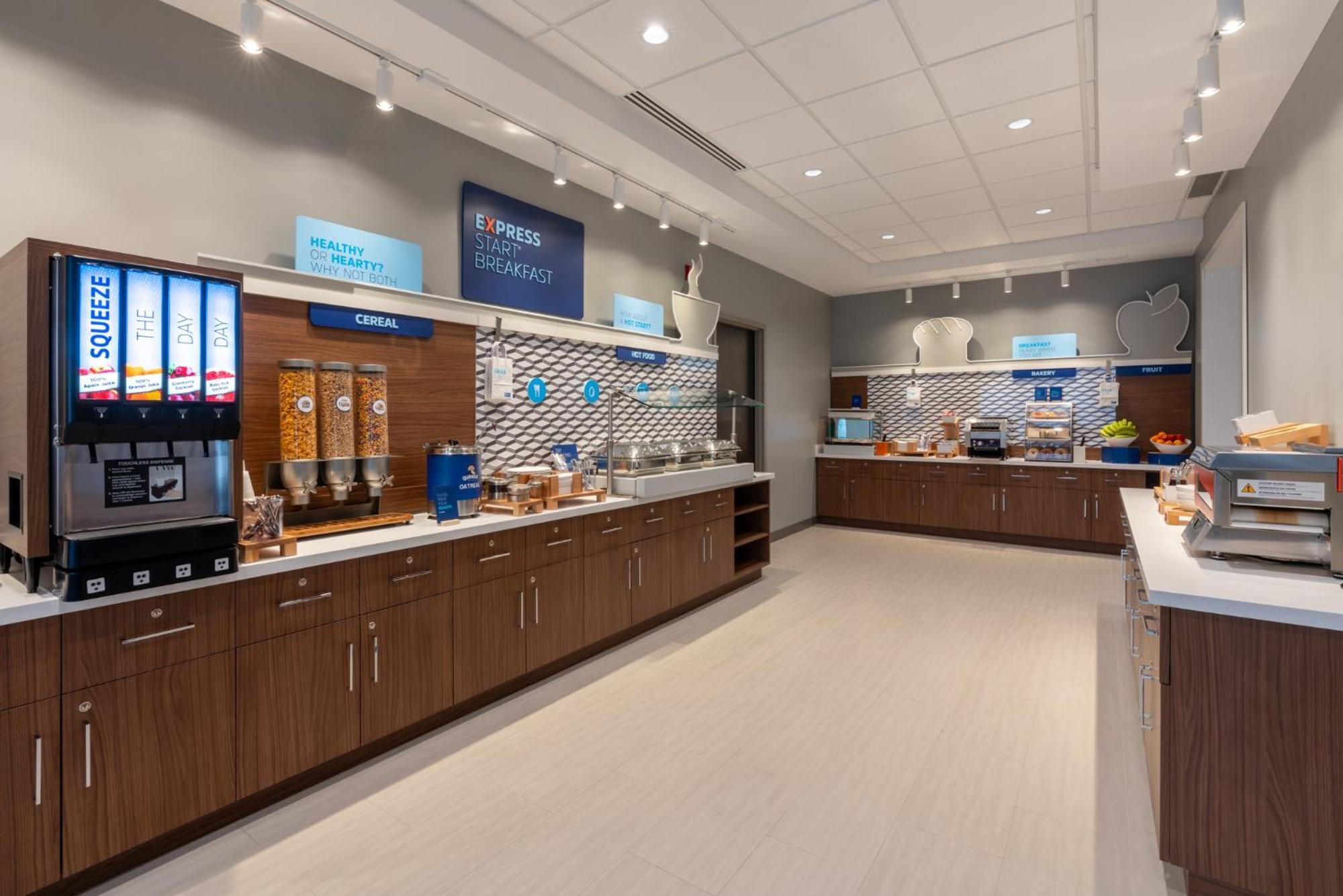 Holiday Inn Express & Suites Vaughan-Southwest By Ihg Extérieur photo