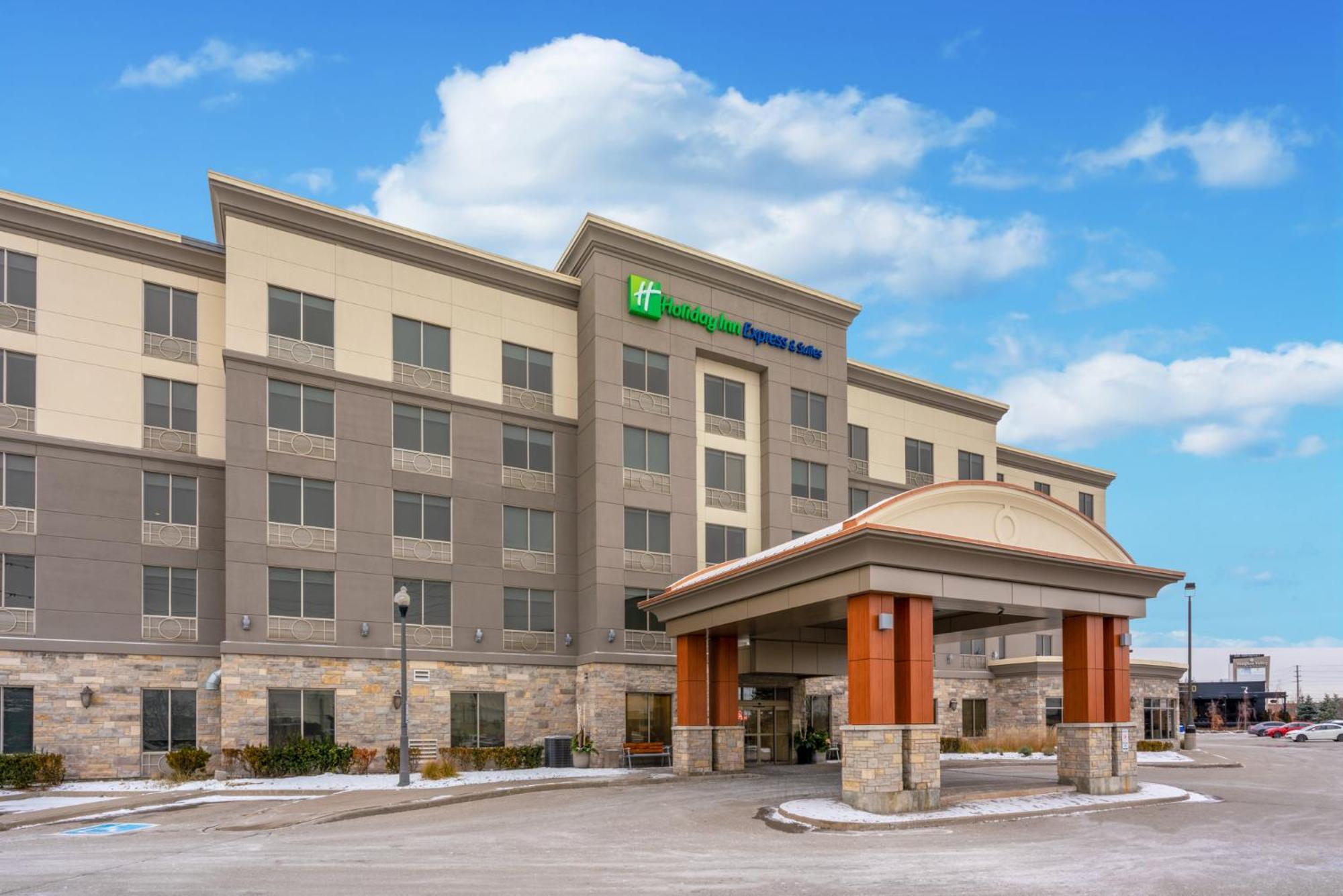 Holiday Inn Express & Suites Vaughan-Southwest By Ihg Extérieur photo