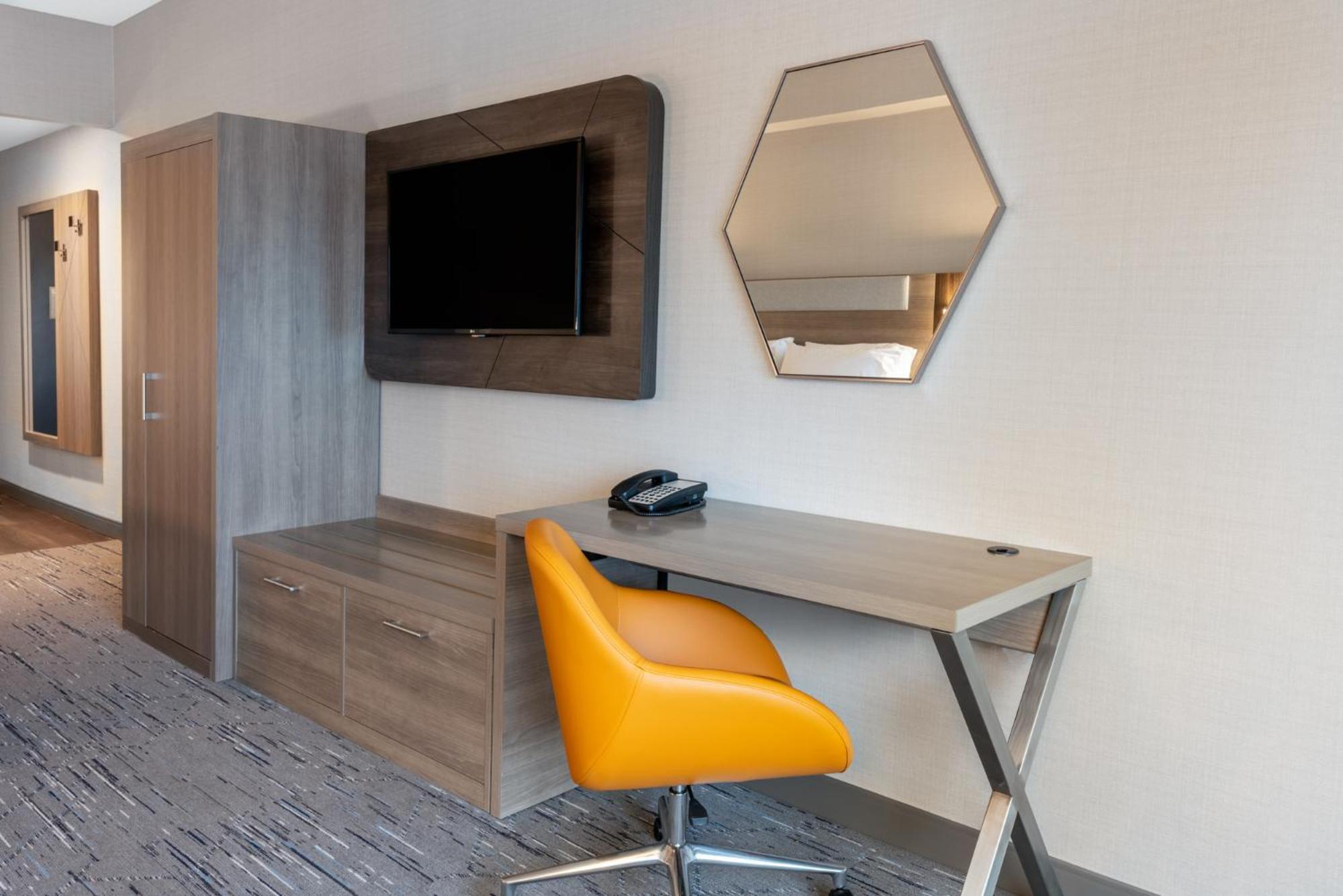 Holiday Inn Express & Suites Vaughan-Southwest By Ihg Extérieur photo