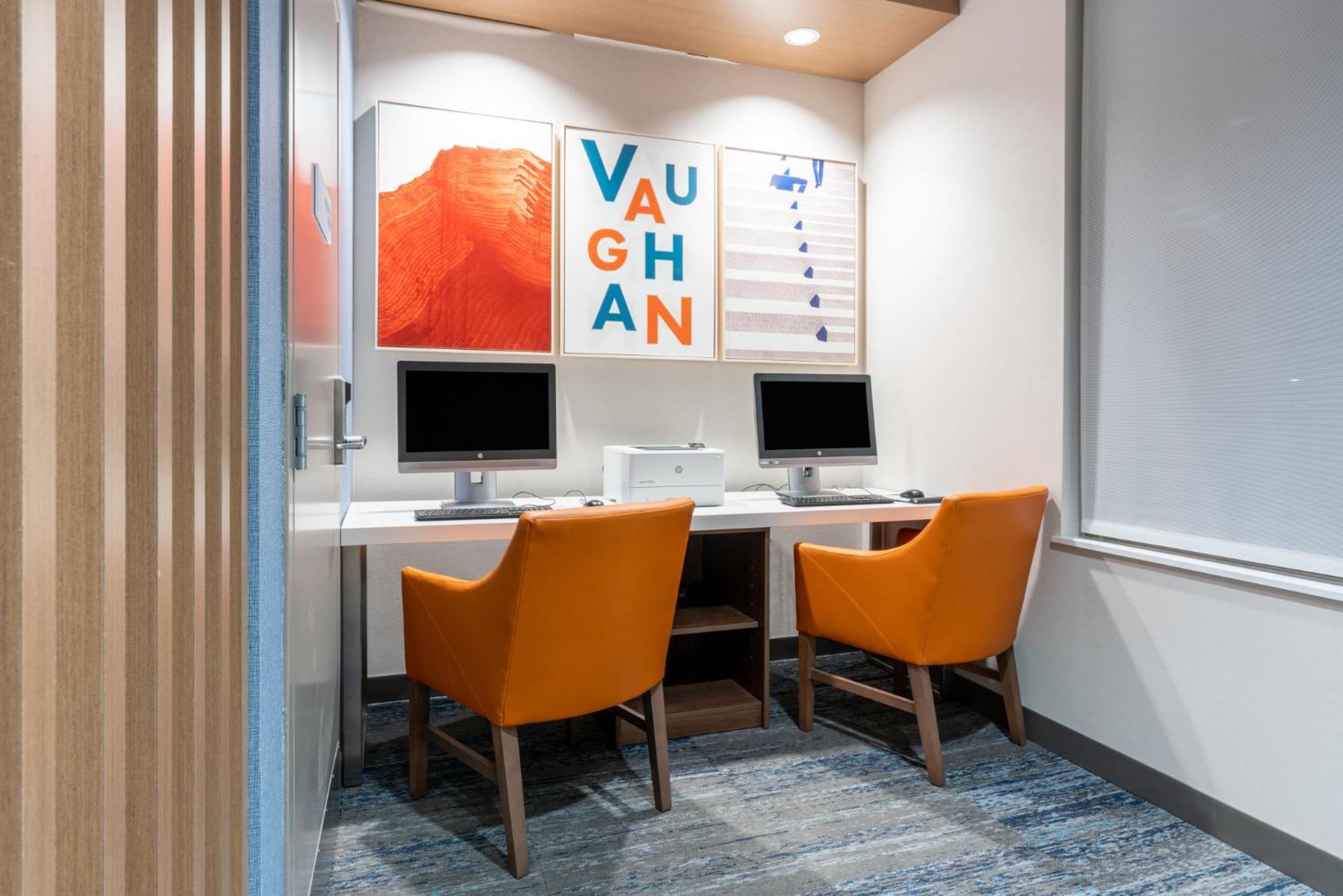 Holiday Inn Express & Suites Vaughan-Southwest By Ihg Extérieur photo