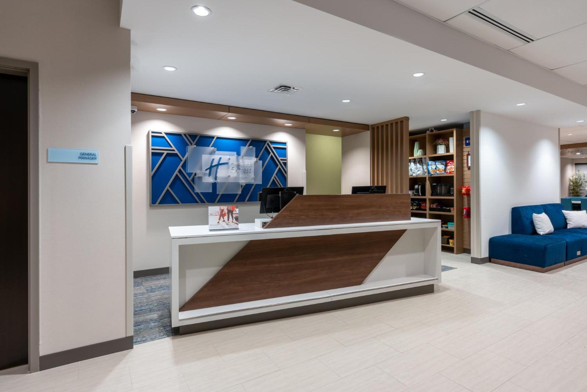 Holiday Inn Express & Suites Vaughan-Southwest By Ihg Extérieur photo